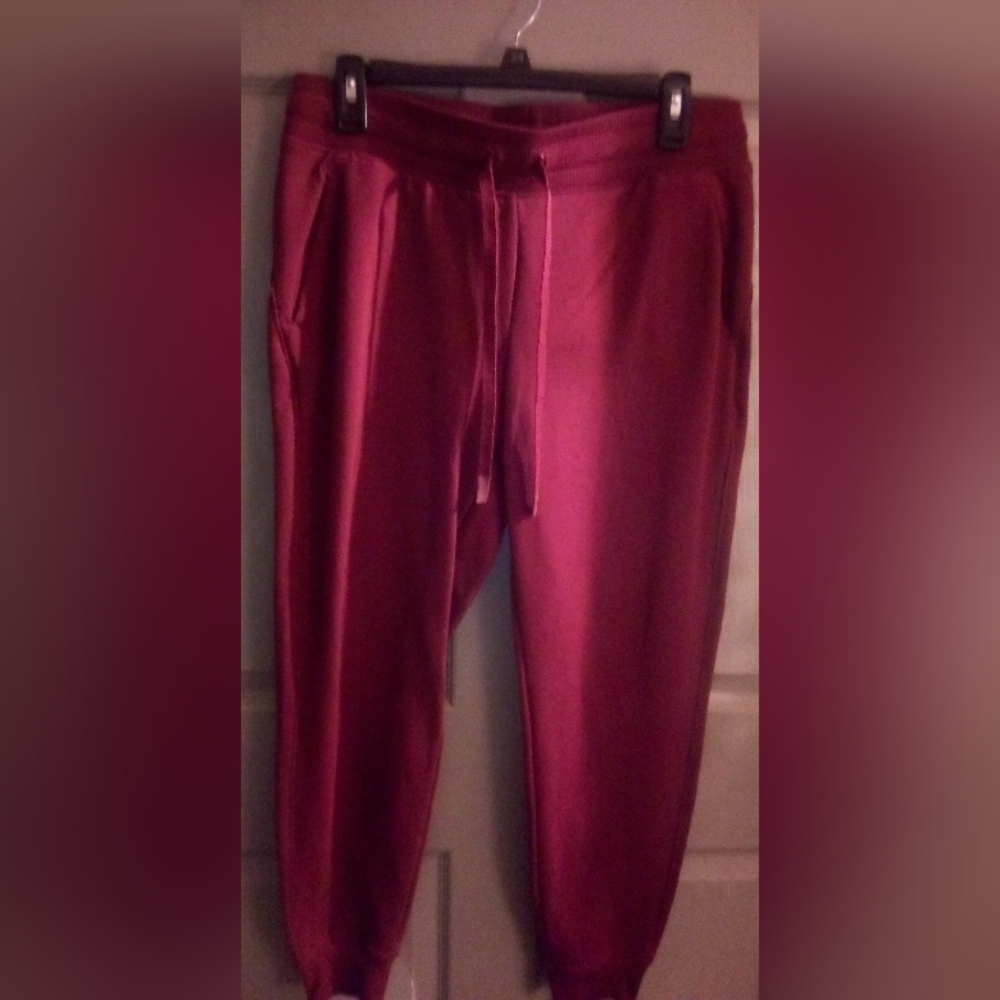 ladies athletic works size medium 8/10 maroon joggers
